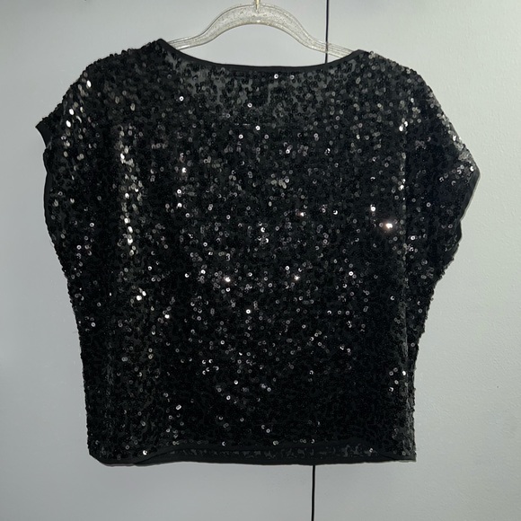 Forever 21 Black Sequined Blouse 🖤💎 - Picture 2 of 5